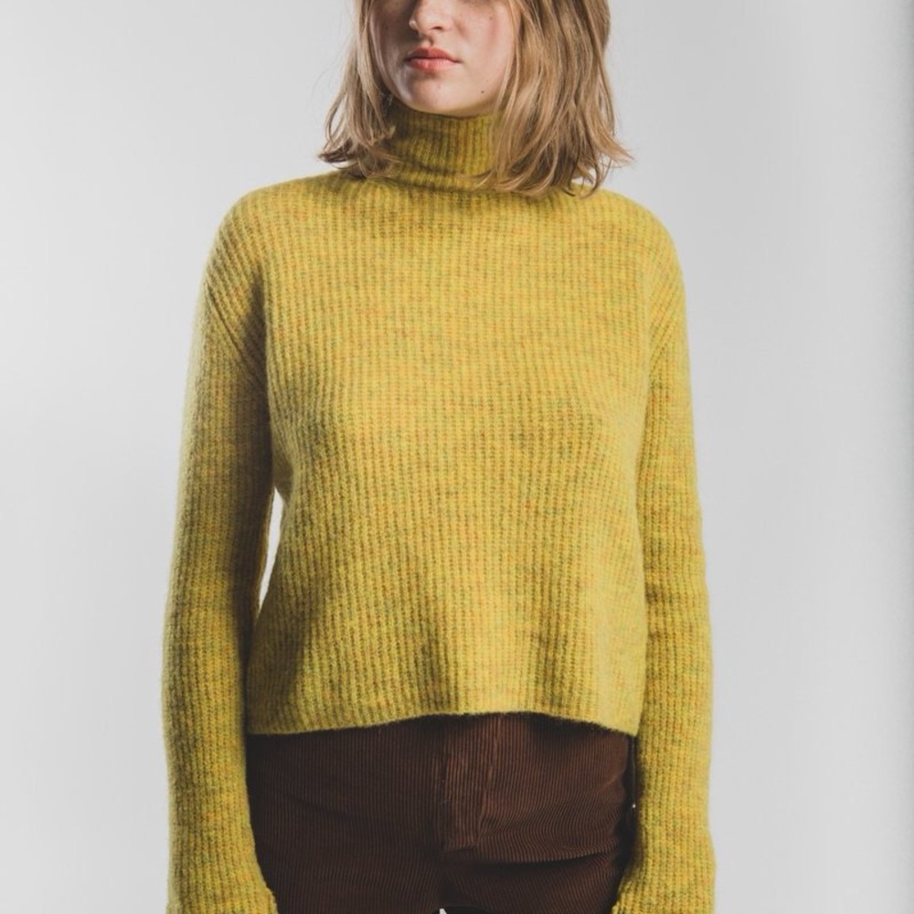 Paloma Wool Yellow Cropped Ribbed Turtleneck Sweater - Picture 3 of 8